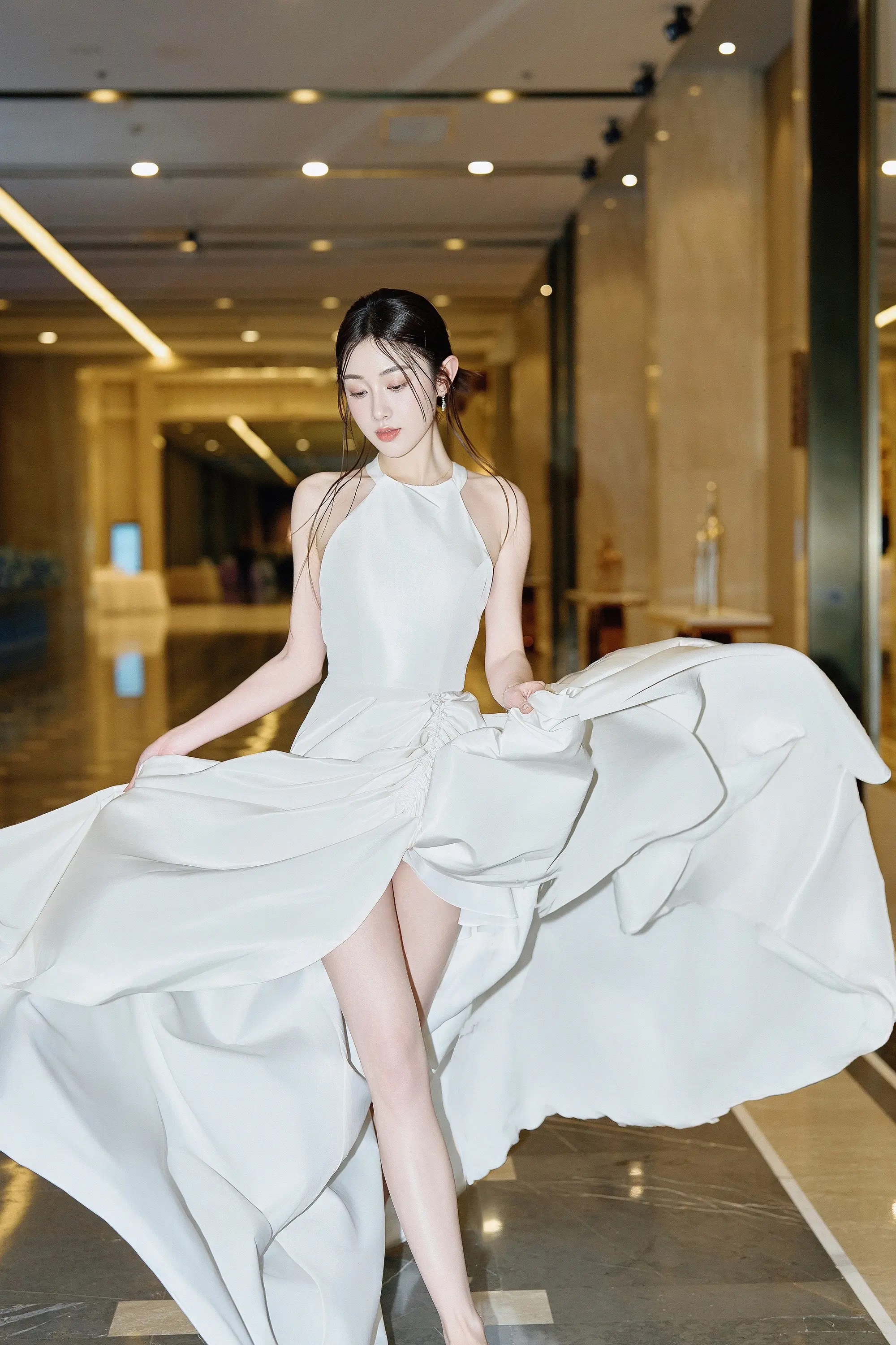 740oIz4HvAPE8iUh8AAIAW1uainB5AMODFACIZRG~tplv-dy-aweme-imagesq75