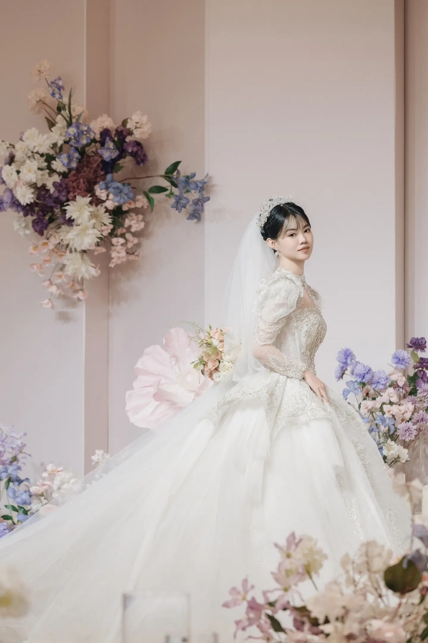 1870ocvlQuM2ADW2eHMoCAAW7fRxI8thbrQIdAoffA~tplv-dy-aweme-imagesq75