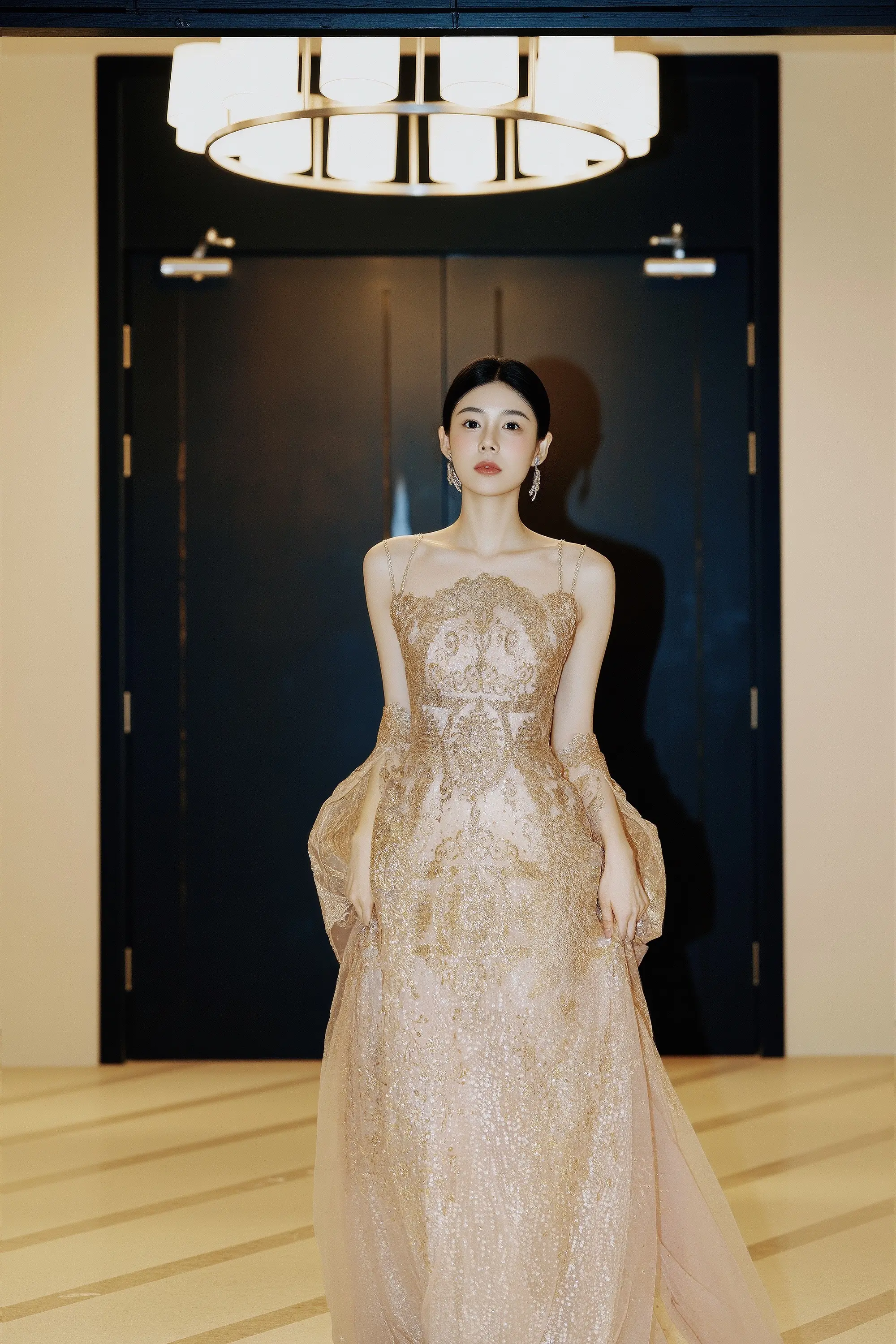 878ocP2AB3E2Ai8E7qfAw537ez9mBe6uAjgiIEEAV~tplv-dy-aweme-imagesq75