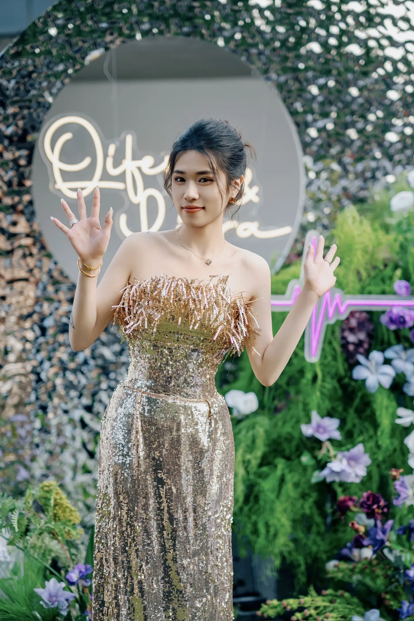 2177oIEA5ixBgaACWj0ifAm9AAA7EQ5MafIRIX8D8D~tplv-dy-aweme-imagesq75