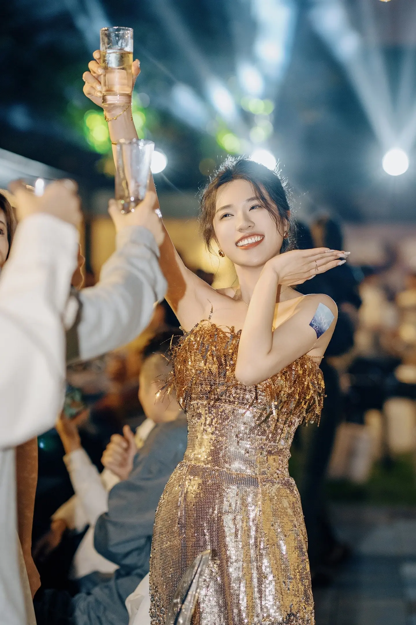 2200oIf9EAjkt7ZZDAb55CCPI7aEgAibAmAIfEBDAi~tplv-dy-aweme-imagesq75