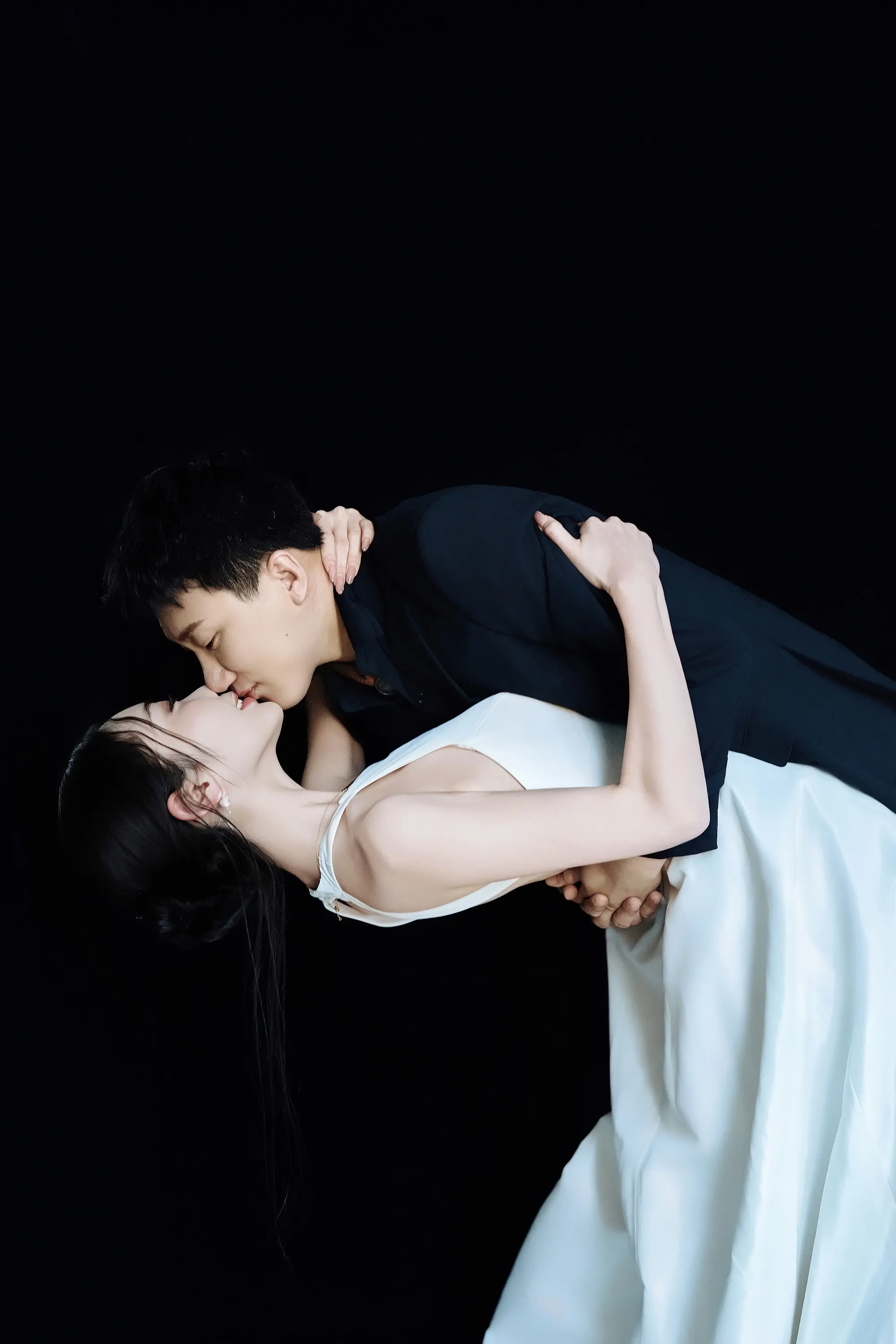 733oABwgAGAAQPALEc308eE7TNfcx33raBgAIJerI~tplv-dy-aweme-imagesq75