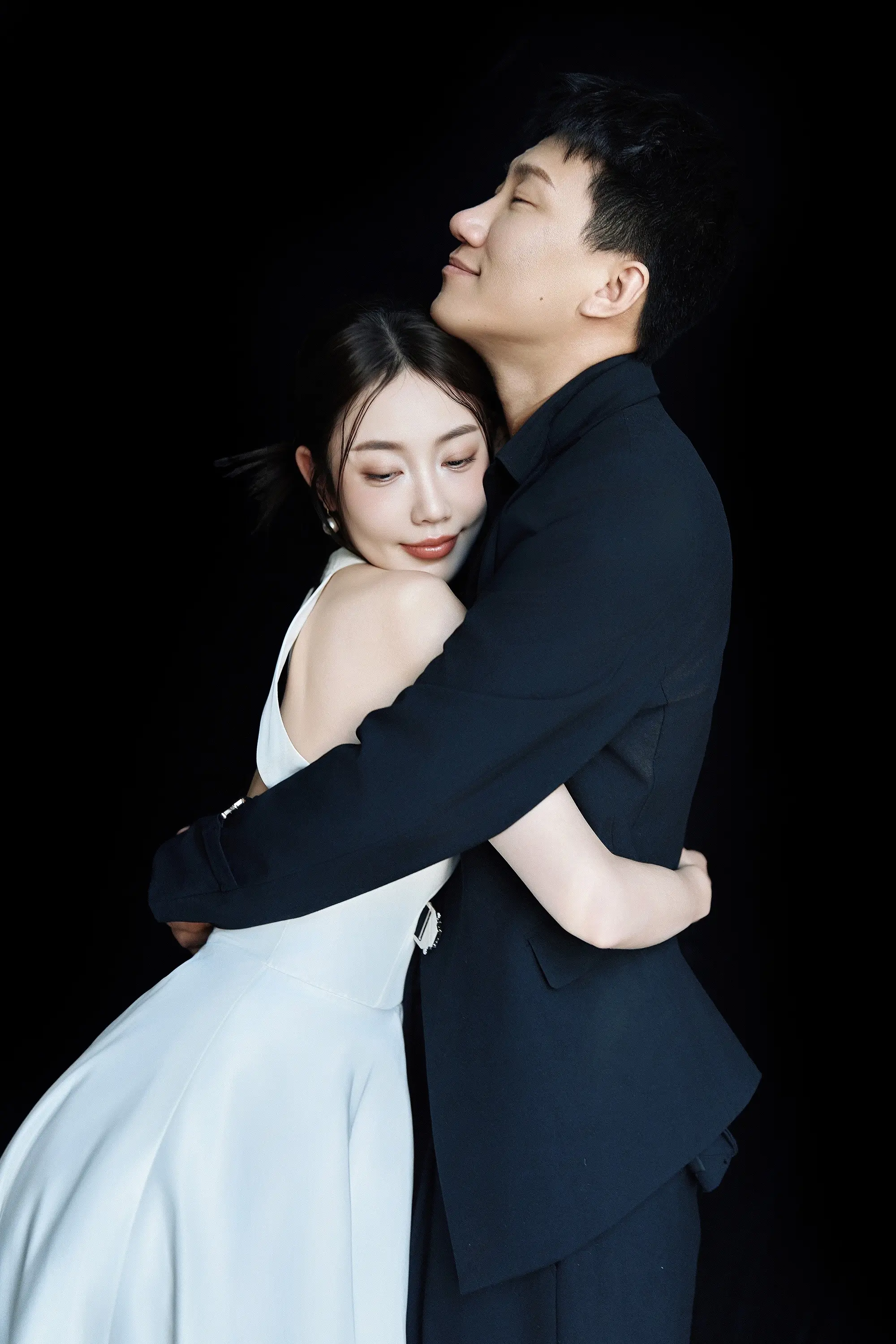 798ooW09A4GdJLa75CLIAAFlAIWDTveef1Ae2QoDb~tplv-dy-aweme-imagesq75