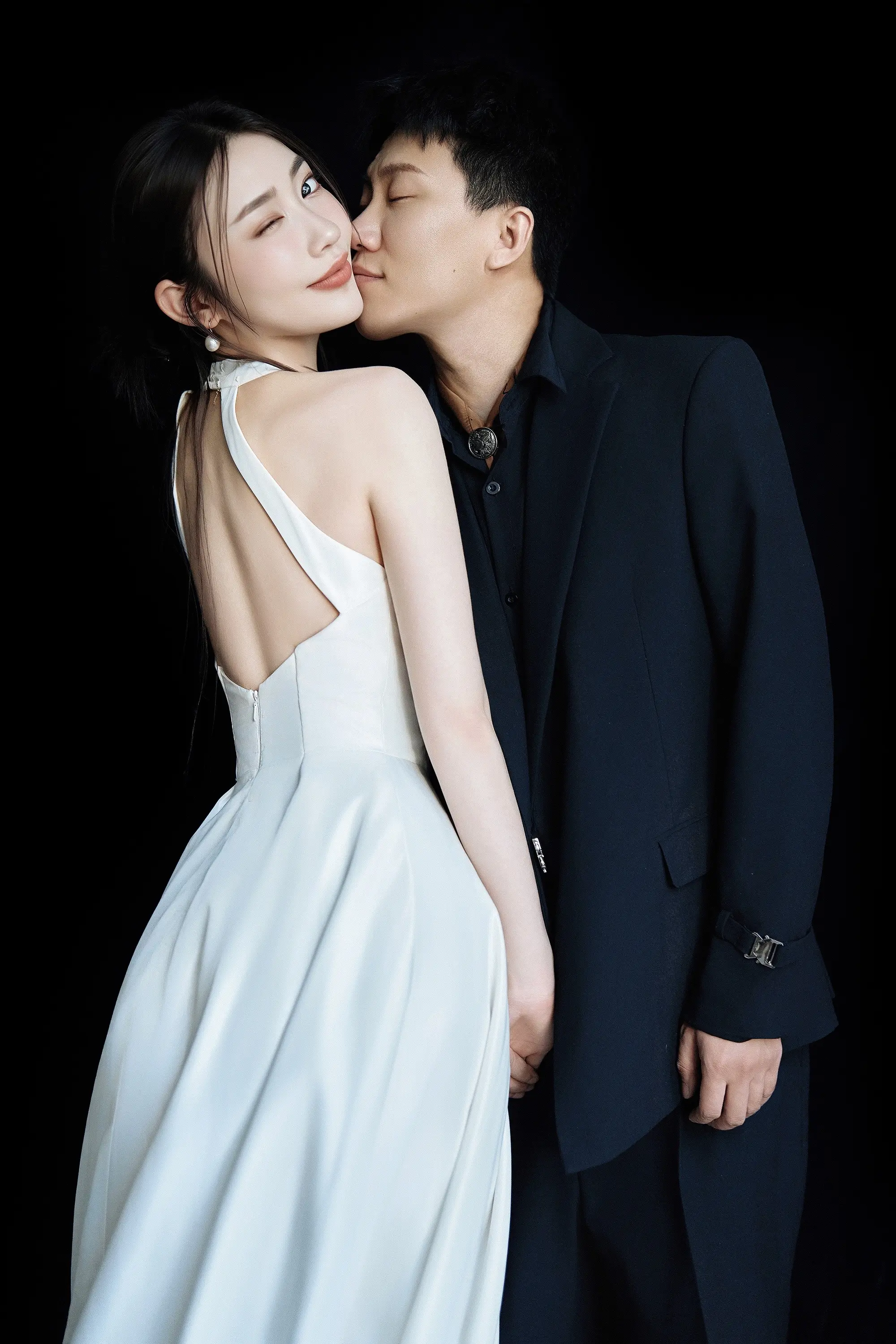 809oEAxXiGGDQDTC856AVFA8f7YTEf3OAJIE2ggBf~tplv-dy-aweme-imagesq75