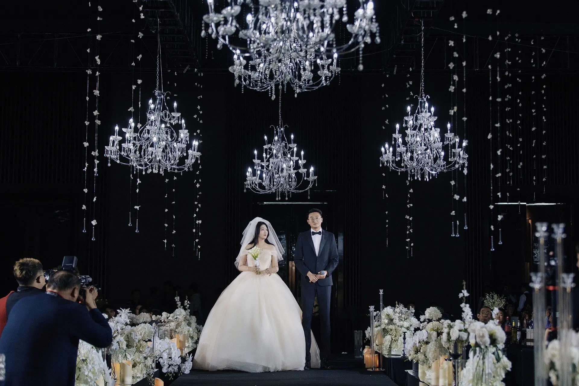 2111o0AFAfZuDBDNFACB07Ey8PEreEGINQTAeT7SqA~tplv-dy-aweme-imagesq75