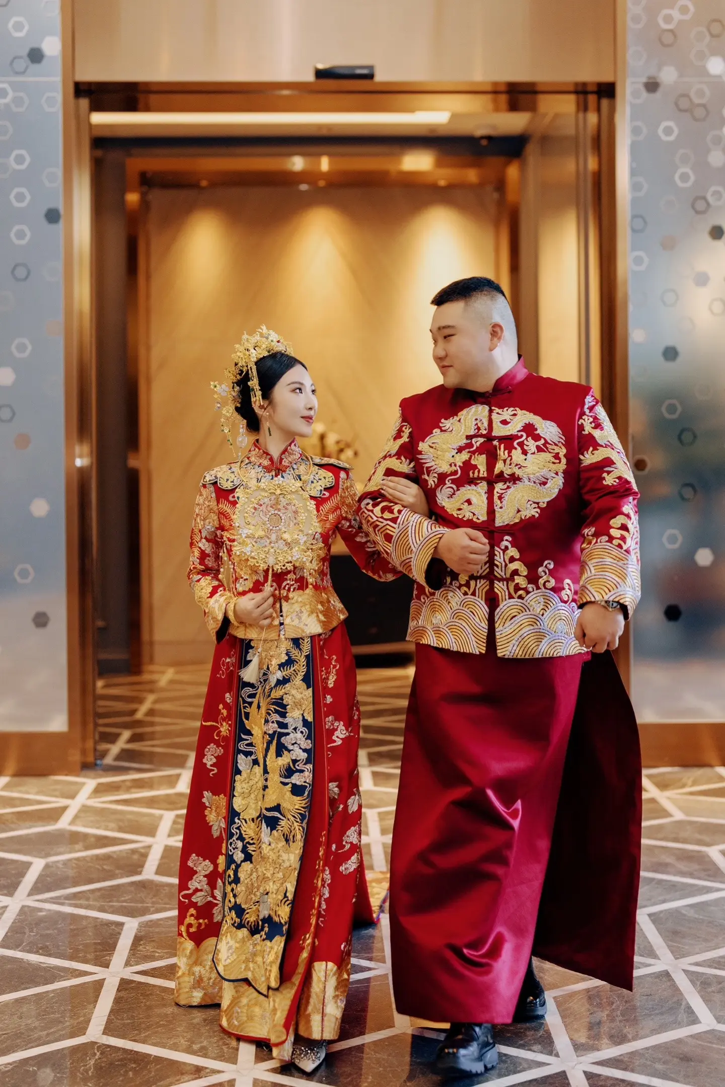 2303oECjAdw96FDAjAnAEmED5yfGIAFAgc2eAD2hy9~tplv-dy-aweme-imagesq75